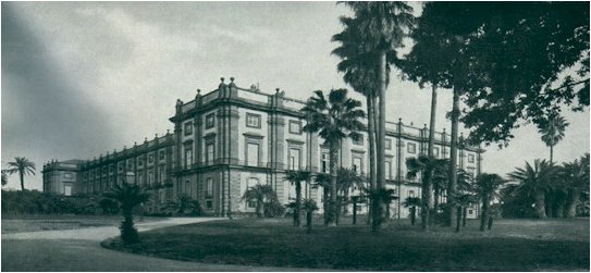 Palazzo Capodimonte-Napoli.jpg