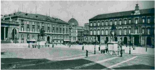 Piazza Plebiscito1.jpg